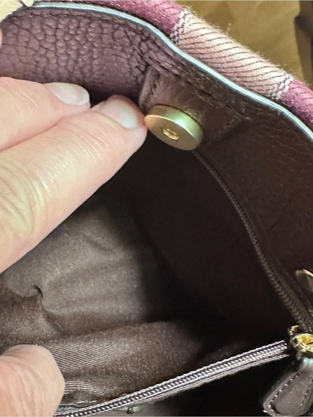 EUC Coach Dempsey Tote 22 - Picture 5 of 6
